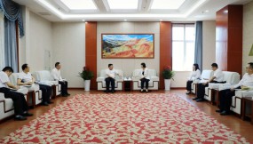  王月成、張鐵強赴中國農業(yè)發(fā)展銀行甘肅省分行交流座談